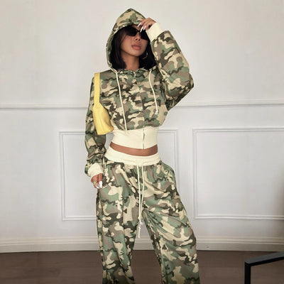 Street Camouflage Print Spliced Hooded Drawstring Short Sweatshirt and Straight Leg Sweatpants Two-Piece Set