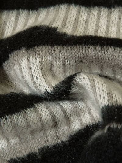 2589fe7e99b046a691de2b9d8b1ab059-Max-Origin