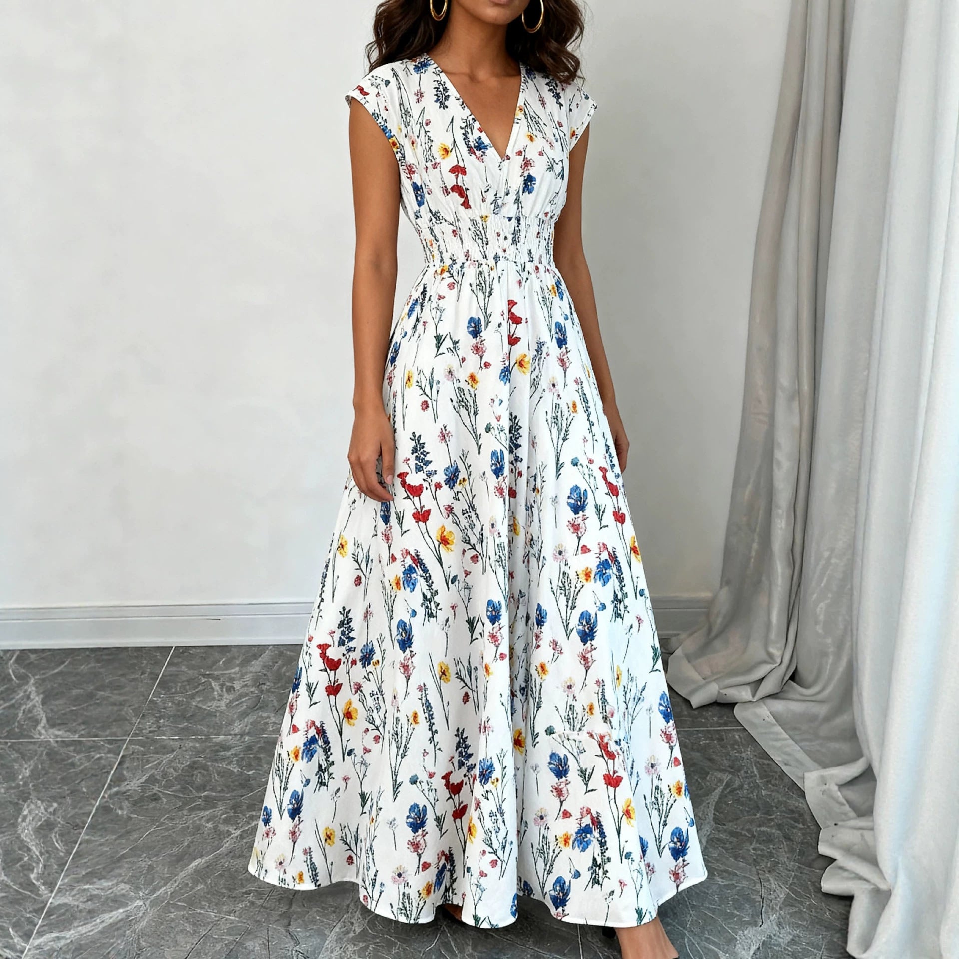 V-neck lace up dress