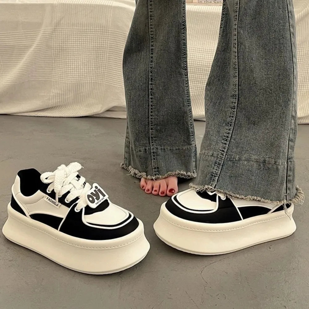Lace-Up Platform Sneakers – Round Toe Street Style Kicks for Everyday Elevation