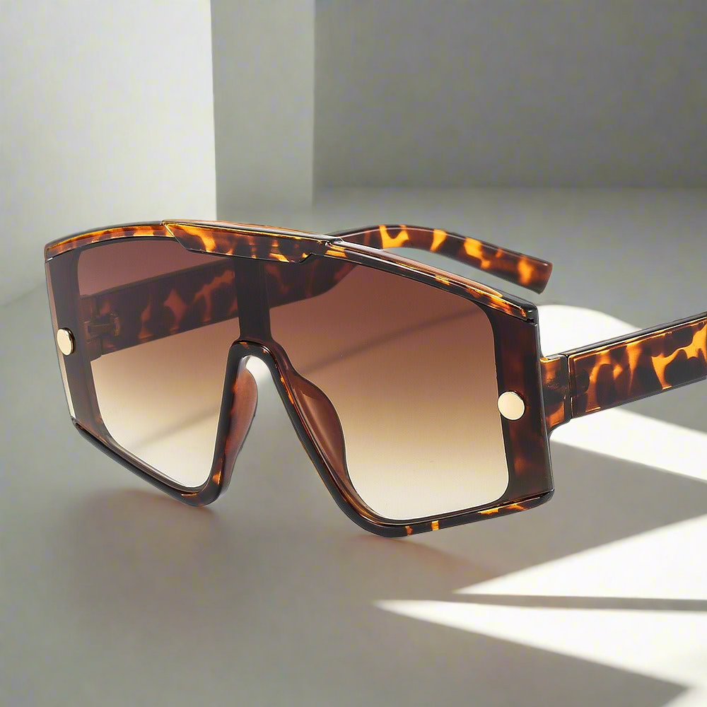 Leopards sunshade protection