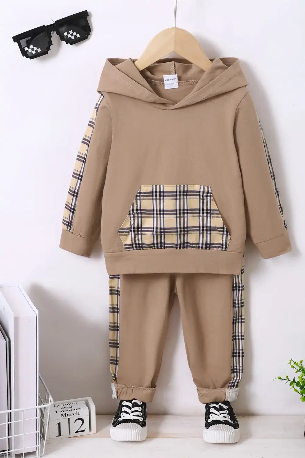 Children's Plaid Hoodie and pants Set featuring a pocketed design and stylish plaid accents for toddlers.
